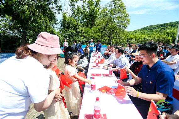 點(diǎn)與面 場與館 動(dòng)與靜 金壇茅山旅游度假區(qū)“三個(gè)結(jié)合”讓“茅山紅遍”